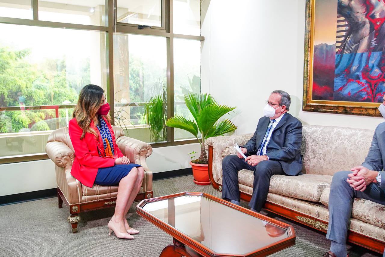 Alcalde de Miraflores, Perú, felicita al Gobierno por su excelente trabajo alcalde-de-miraflores-peru-felicita-al-gobierno-por-su-excelente-trabajo